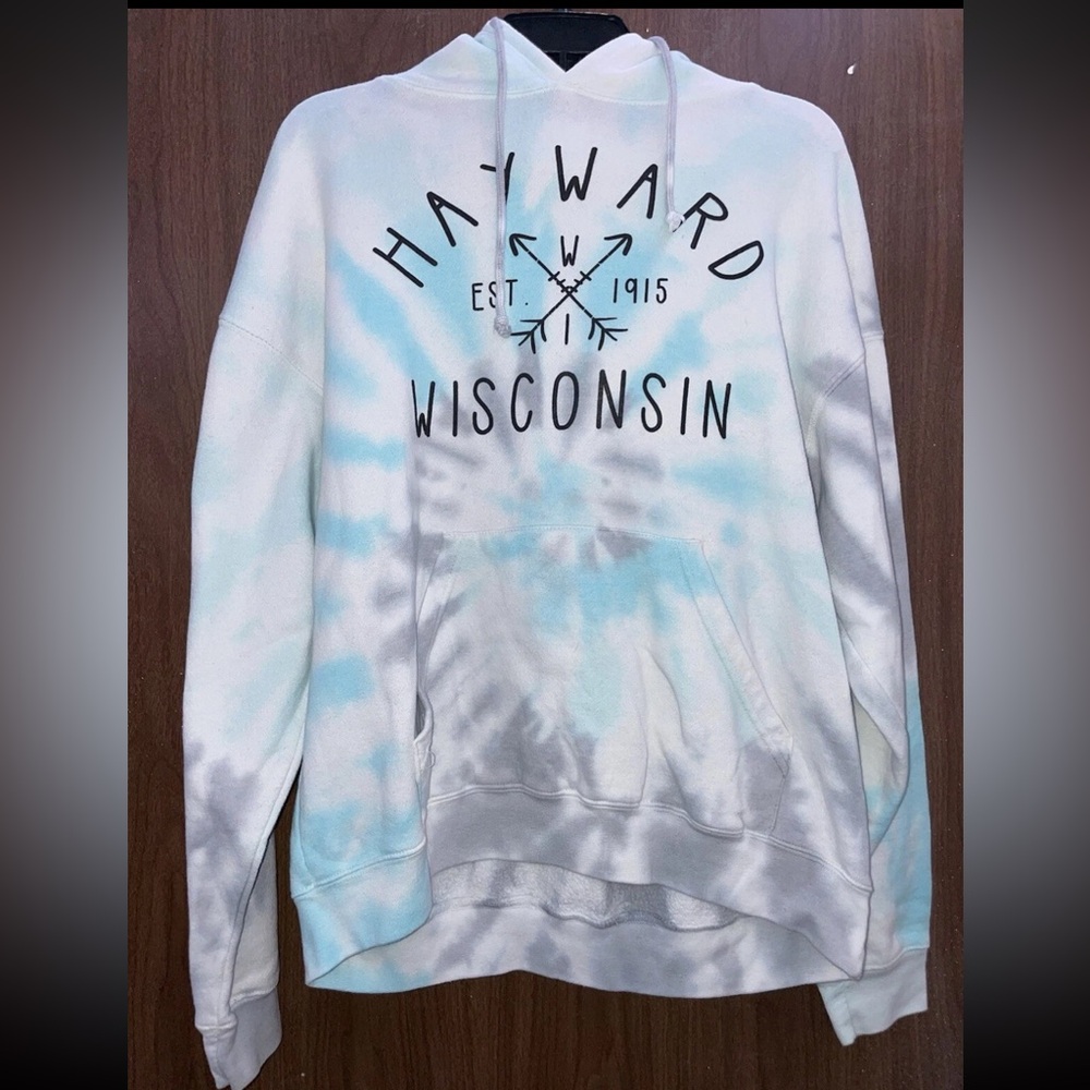 Women’s Tie Dye Sweatshirt Size Large With Hayward, WI Decal, Size Large
